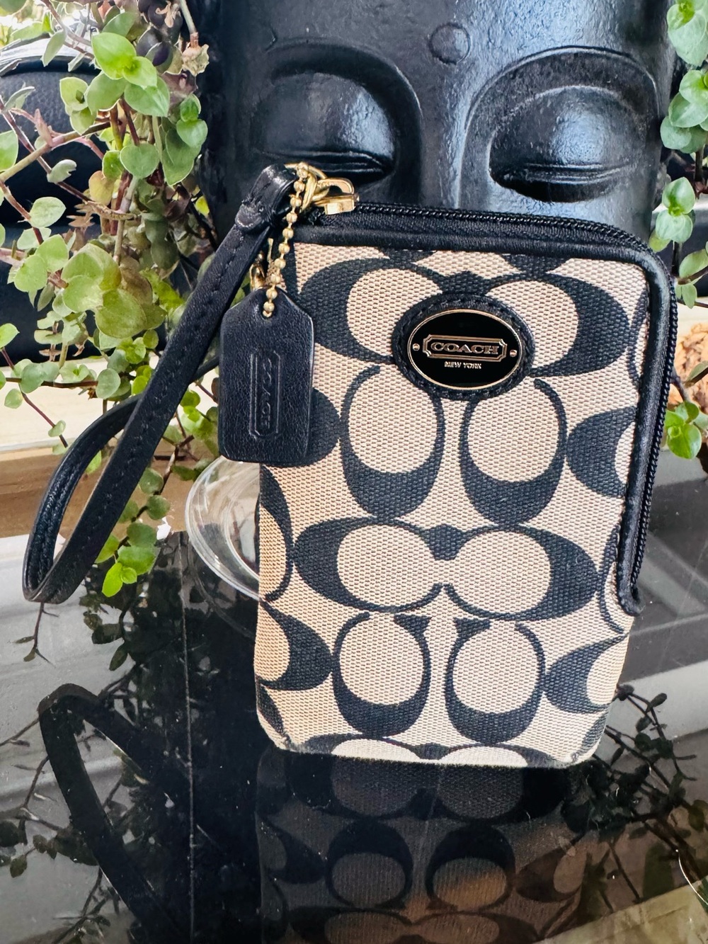 Coach Black and Beige Signature Canvas Wristlet Pouch - Picture 5 of 7